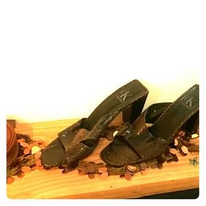 Calvin Klein sandals w/ heel size 11